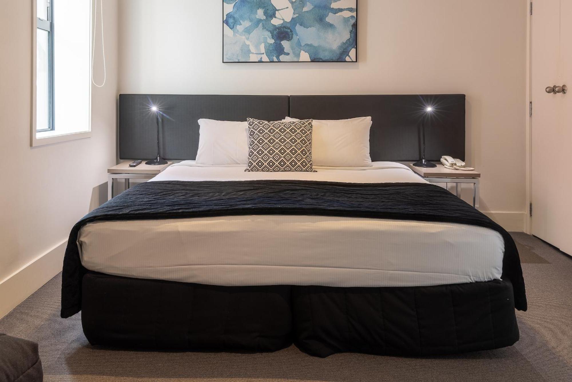 דנידין 315 Euro Motel And Serviced Apartments מראה חיצוני תמונה