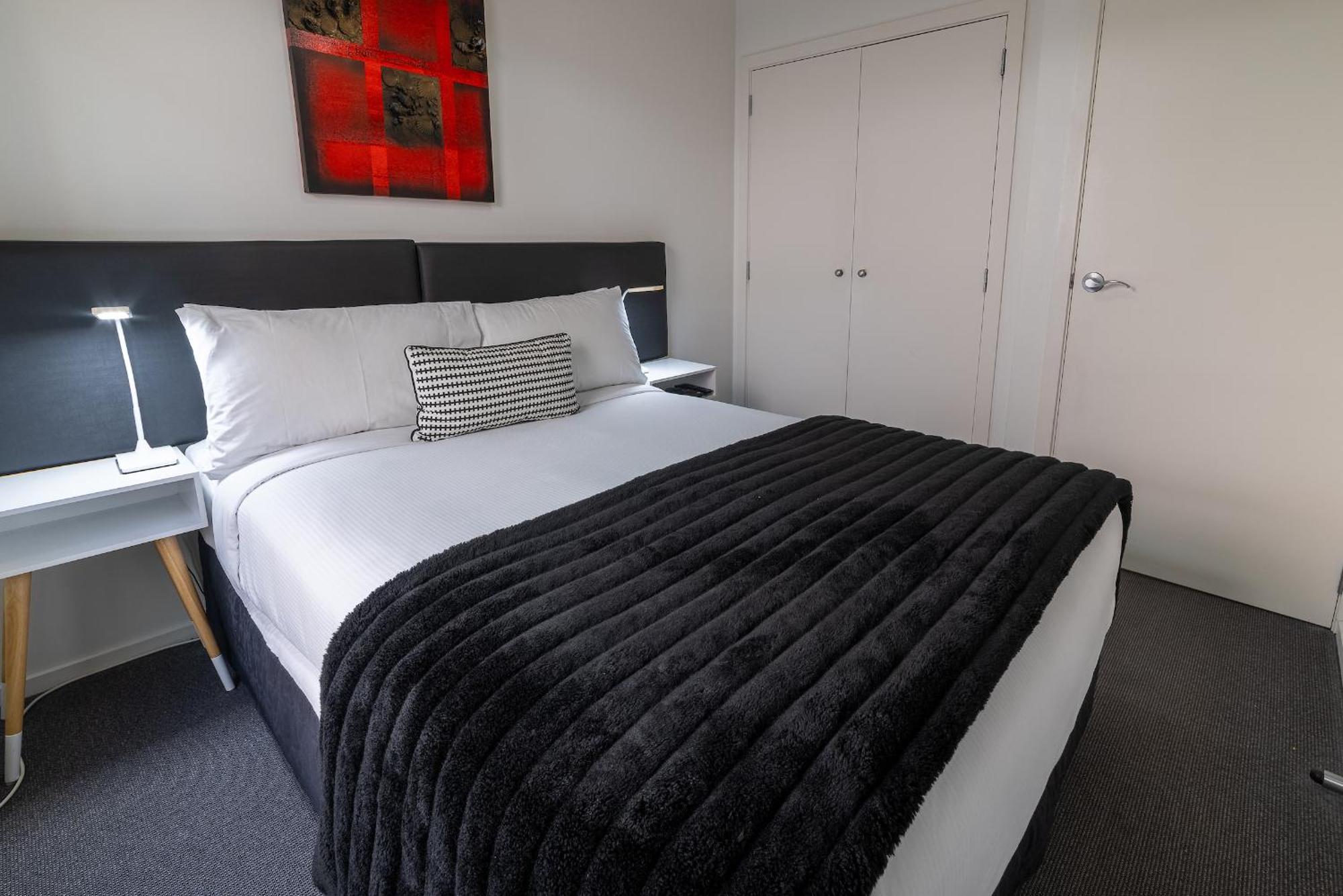 דנידין 315 Euro Motel And Serviced Apartments מראה חיצוני תמונה