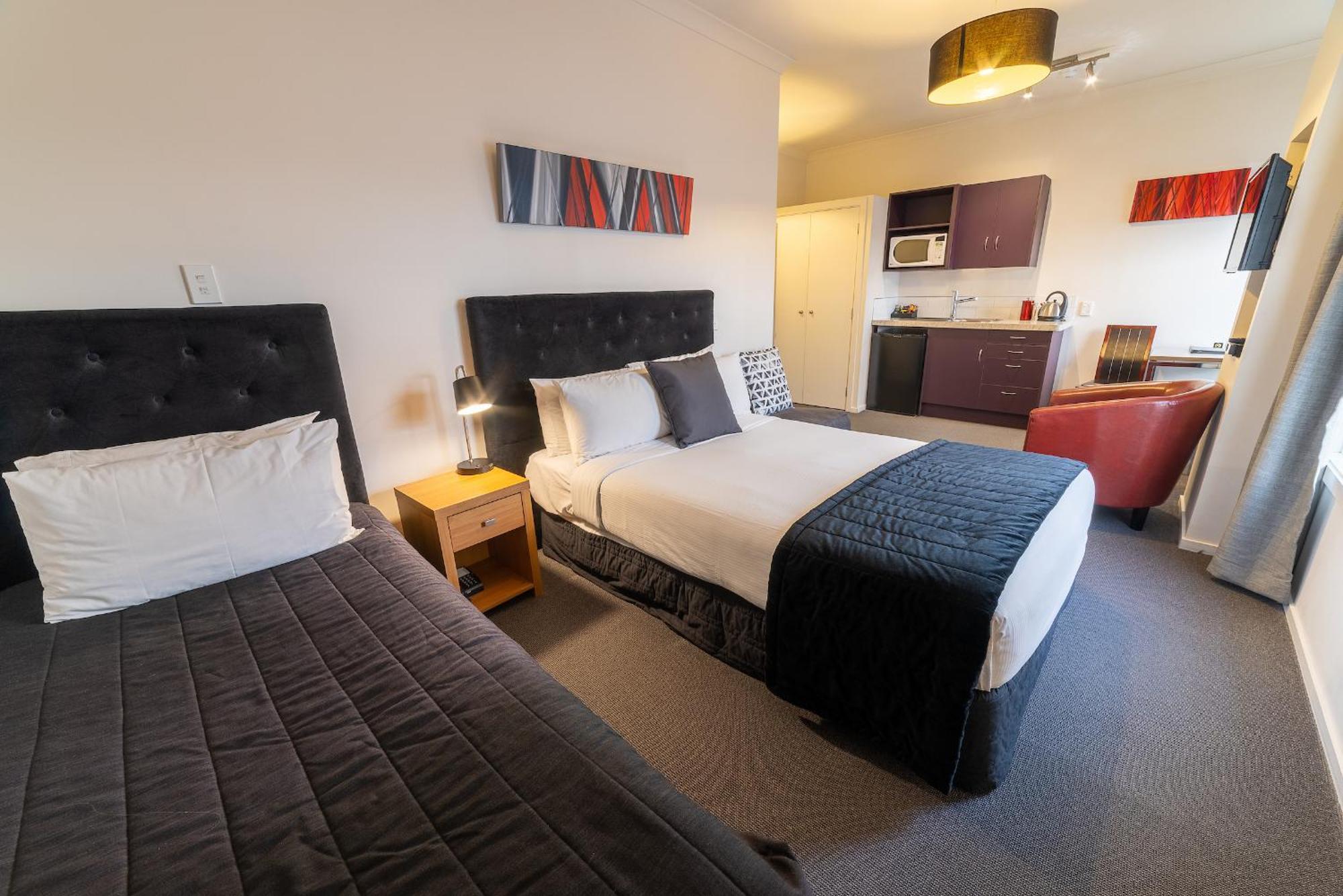 דנידין 315 Euro Motel And Serviced Apartments מראה חיצוני תמונה