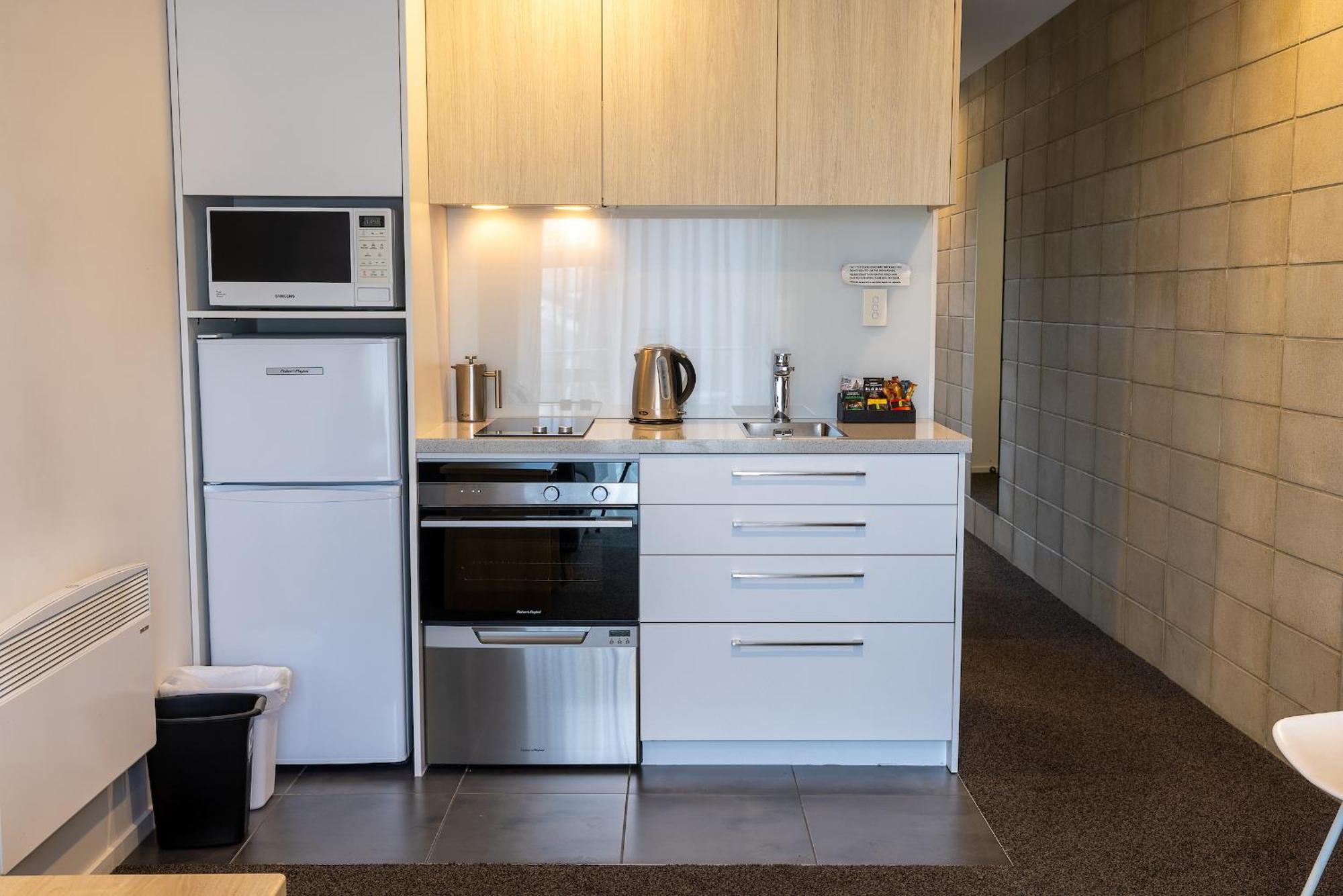 דנידין 315 Euro Motel And Serviced Apartments מראה חיצוני תמונה